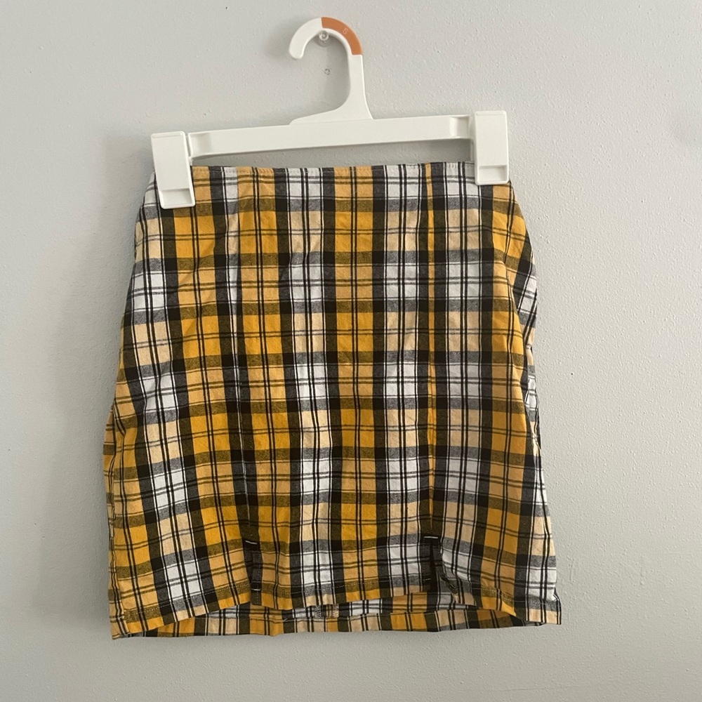 Hollister plaid zip up skirt
